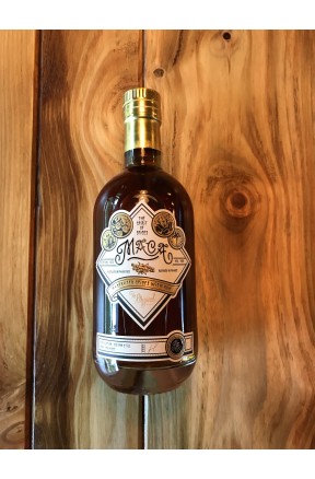 Maca - Spiced rum -  Rhum sur Wine Wander